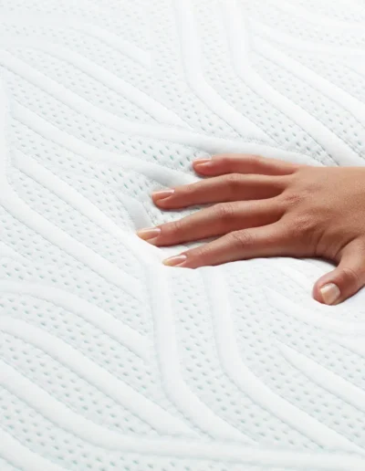 TEMPUR Air Material technology demonstration showing enhanced airflow and temperature regulation in premium cooling mattress